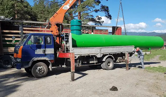 Доставка и монтаж газгольдера в селе Чоя под ключ Осуществляем доставку и установку газгольдера в живописном Чойском районе Республики Алтай. Используем манипулятор для аккуратной разгрузки и монтажа емкости на подготовленное основание. Мы обеспечиваем полную автономность вашего дома или бизнеса, гарантируя надежное и бесперебойное газоснабжение в условиях Горного Алтая.